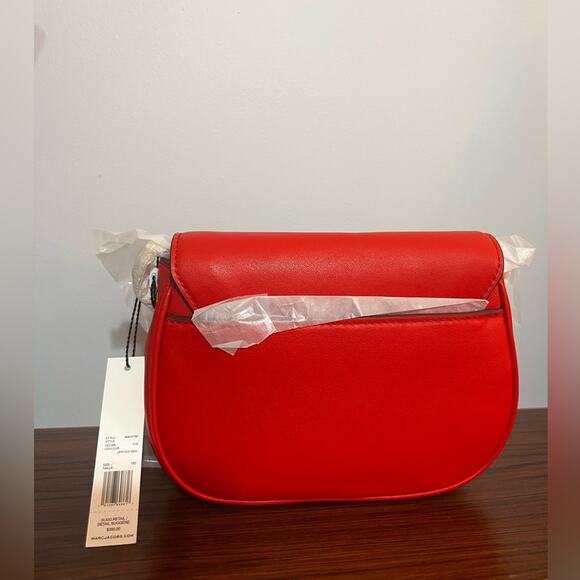 NWT Marc Jacob’s - Lipstick Red Shoulder Bag with Gold Chain - Picture 3 of 4